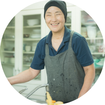 いつも美味しい食事とおやつを提供してくれている調理員さん