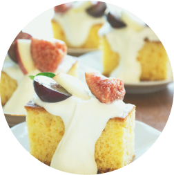 おやつの手作りケーキ